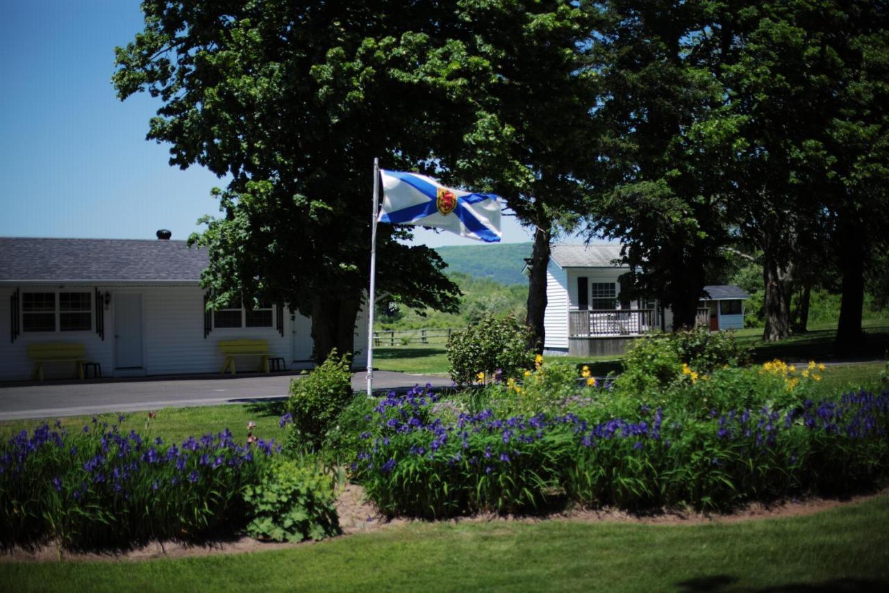 Carleton Inn & Cottages Bridgetown Buitenkant foto