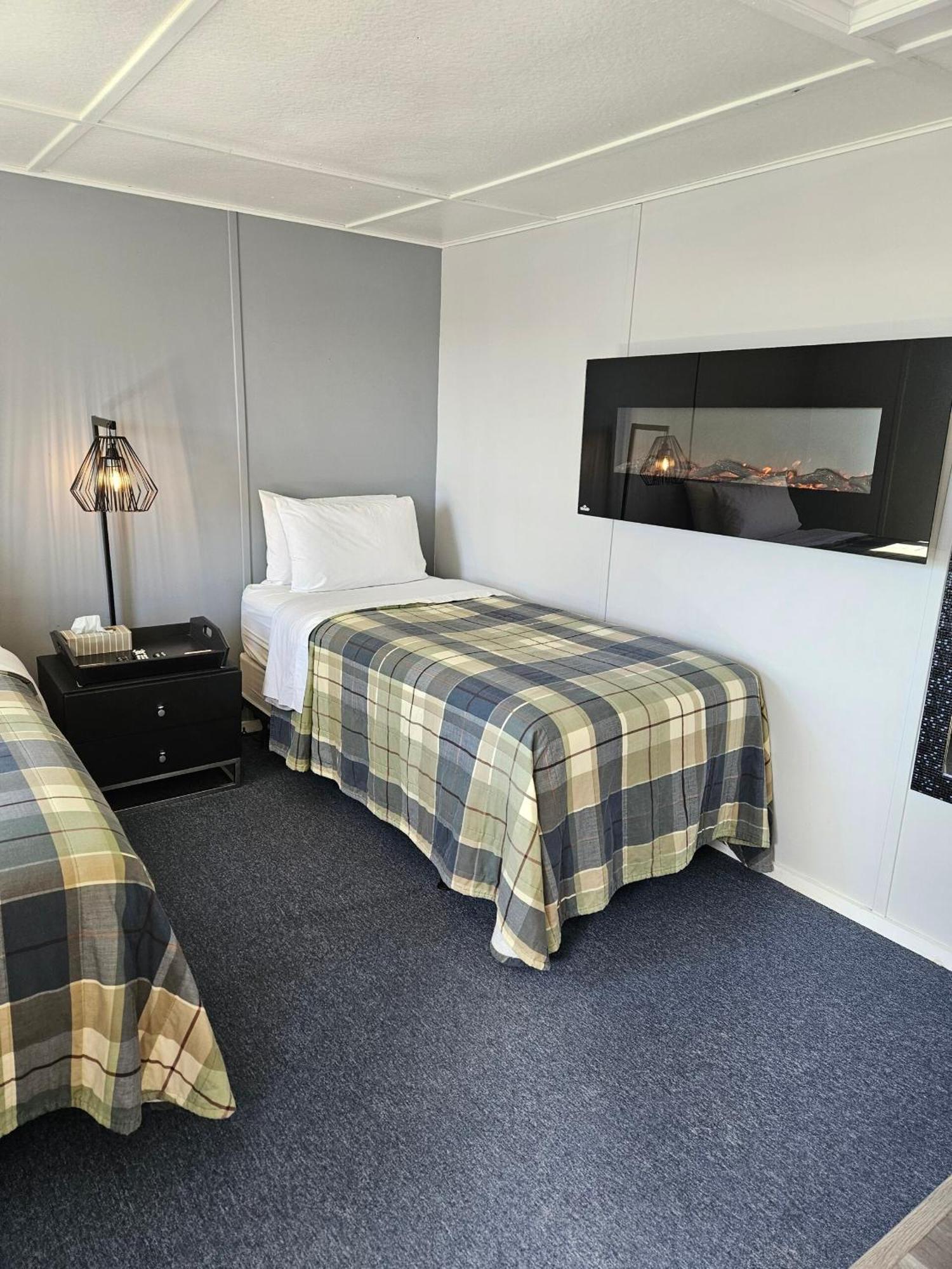 Carleton Inn & Cottages Bridgetown Buitenkant foto